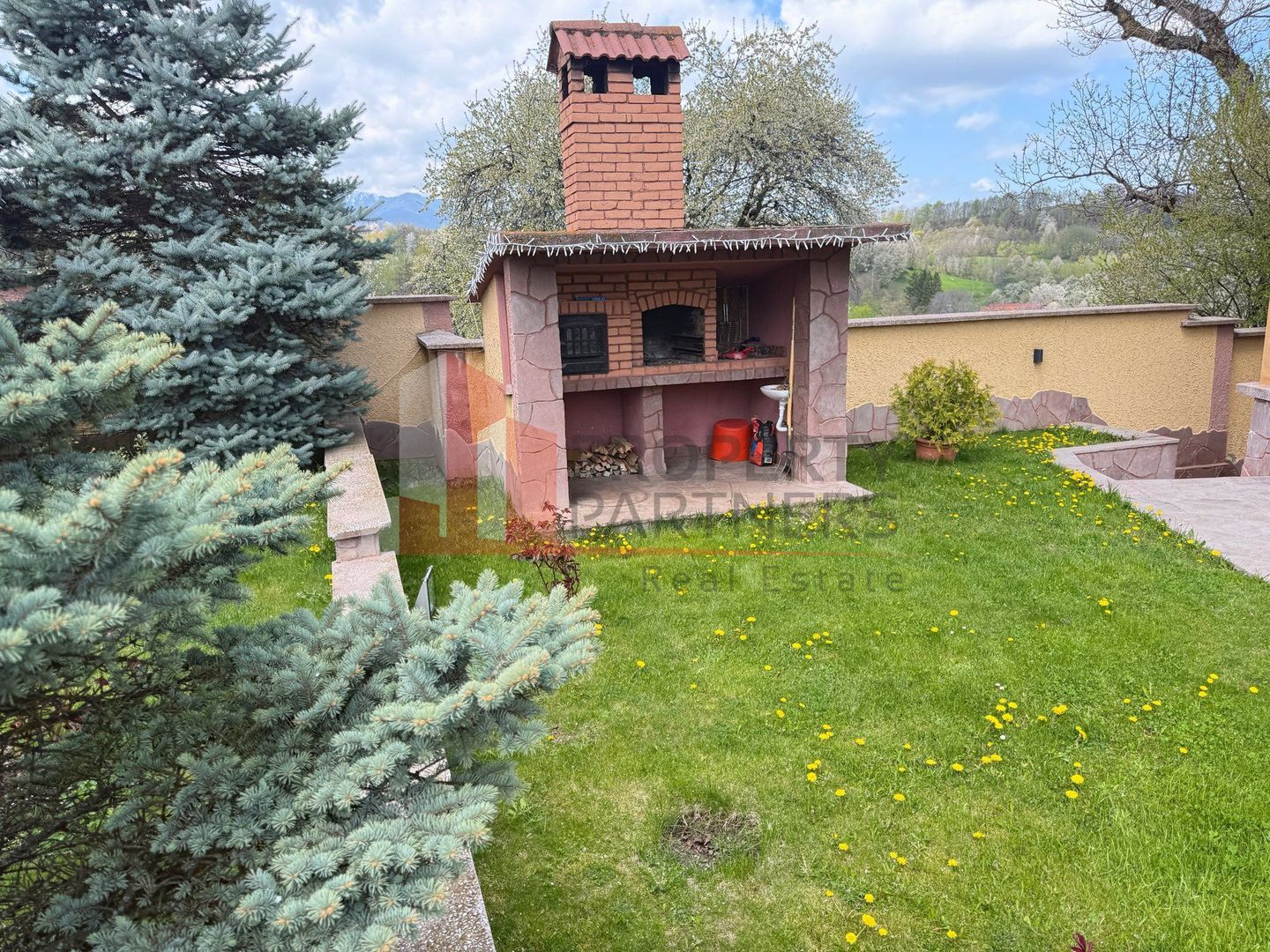 Casă 5 dormitoare + casă de oaspeți, priveliște Piatra Craiului, Sohodol-Bran - imaginea 6
