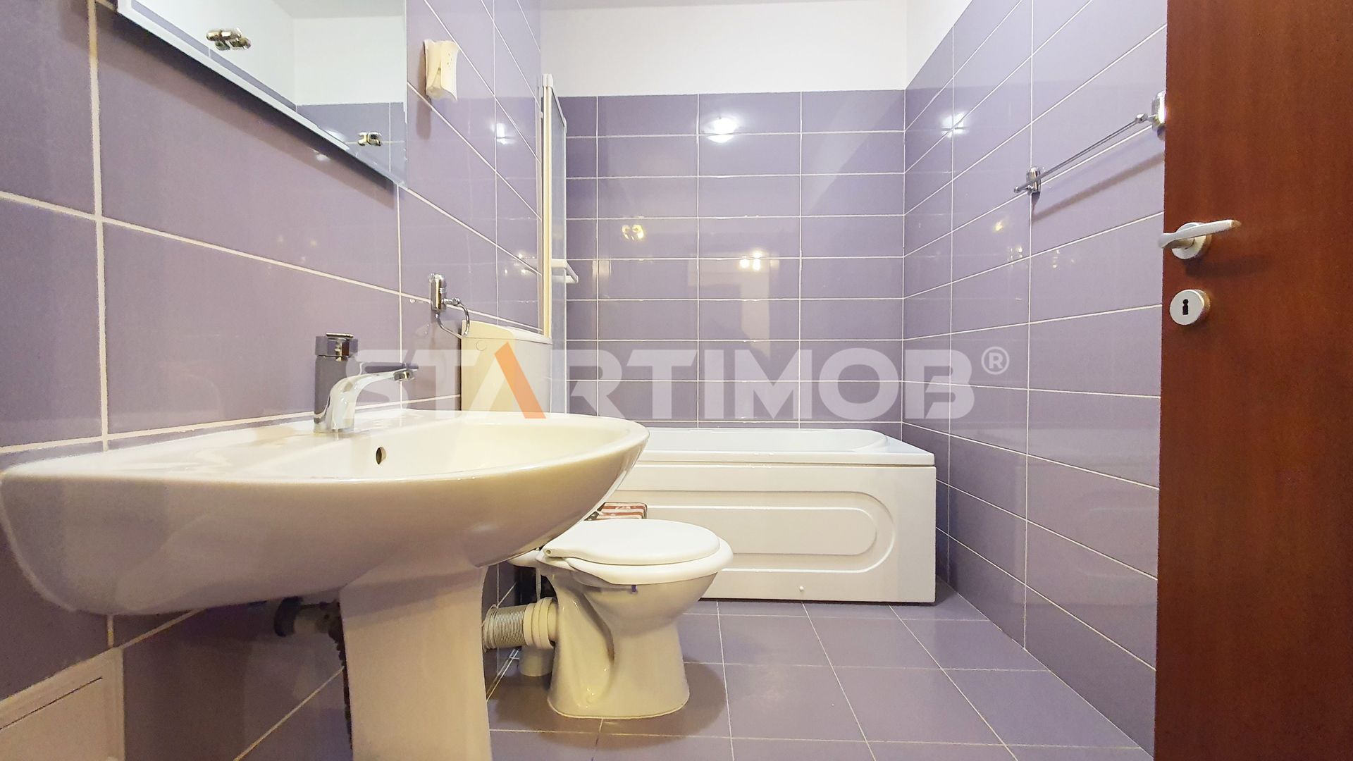 Apartament mobilat Alphaville cu parcare acoperita