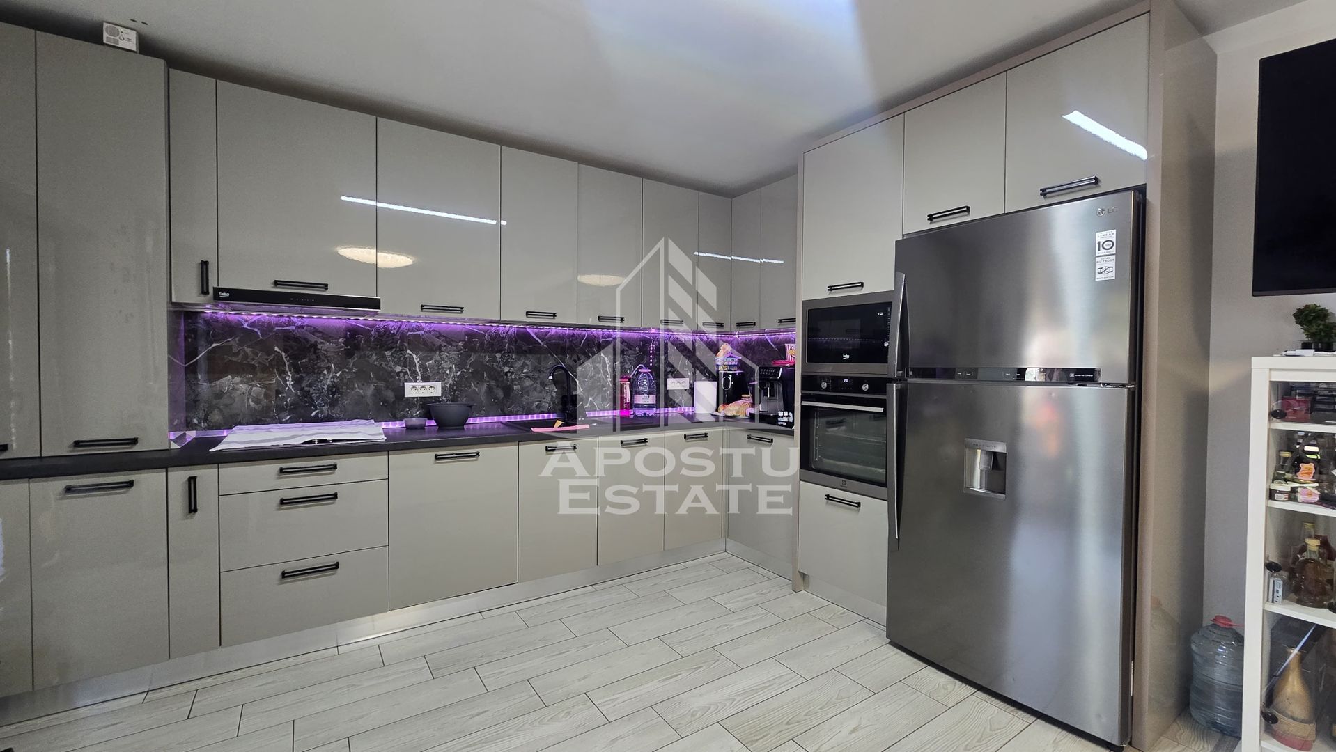 Casa individuala de vanzare cu 4 camere, 2 bai, terasa si foisor, Sag - imaginea 6