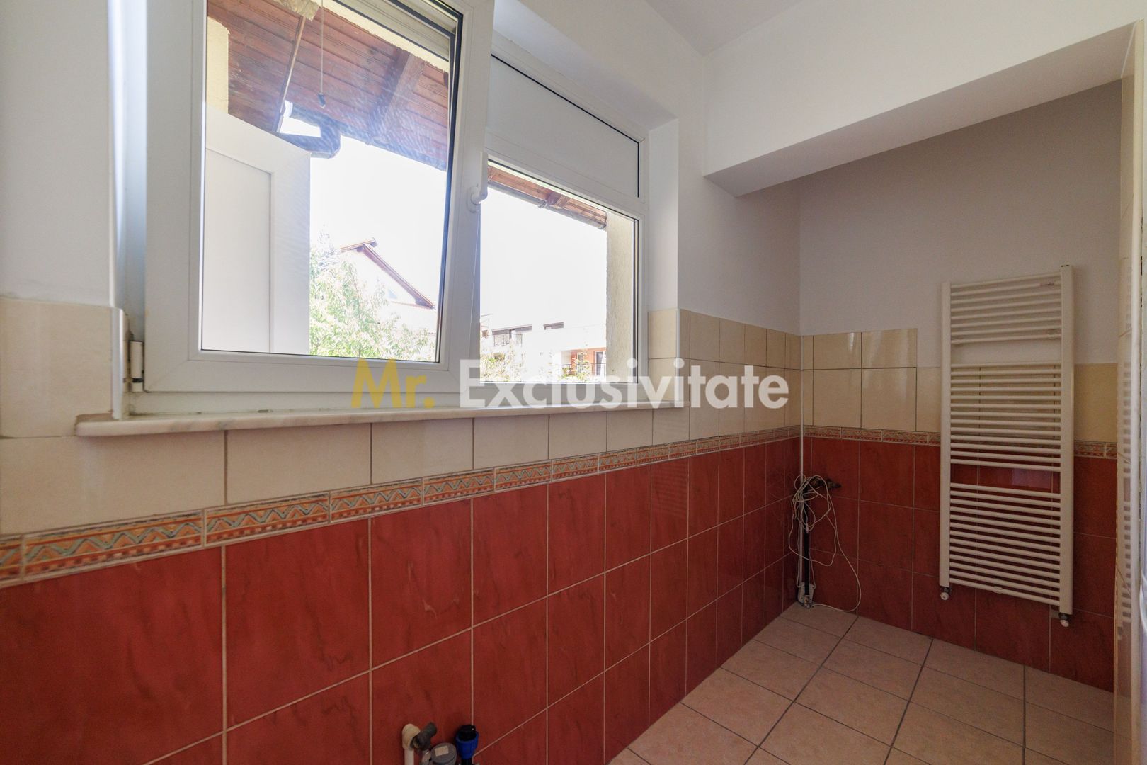 Proprietate multifunctionala | Doua cladiri | 581 mp | Pitesti - imaginea 14