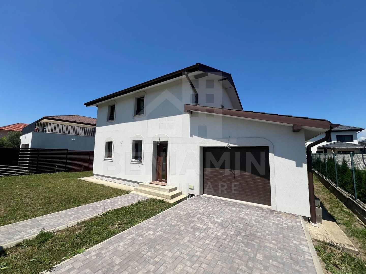 Casa-4-Camere-165mp-Utili-480mp-Garaj-Teren-Bartolomeu-Brasov - imaginea 2