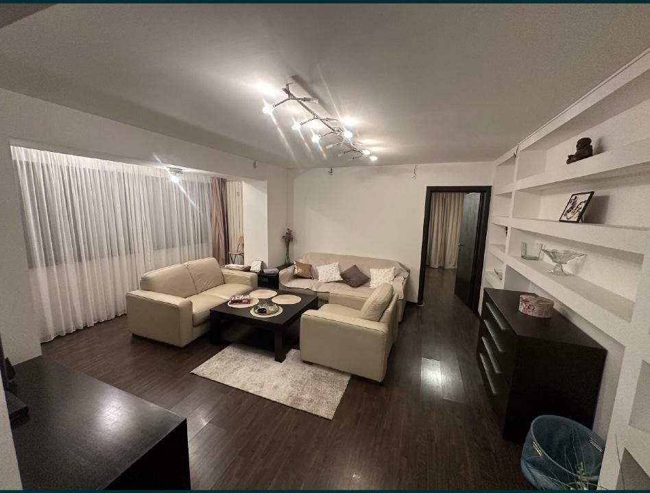 Apartament 3 camere - 75 m2 S288