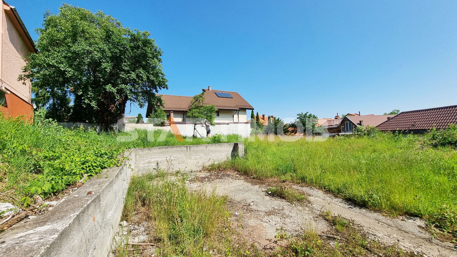 Teren construibil cu utilitati Brasov