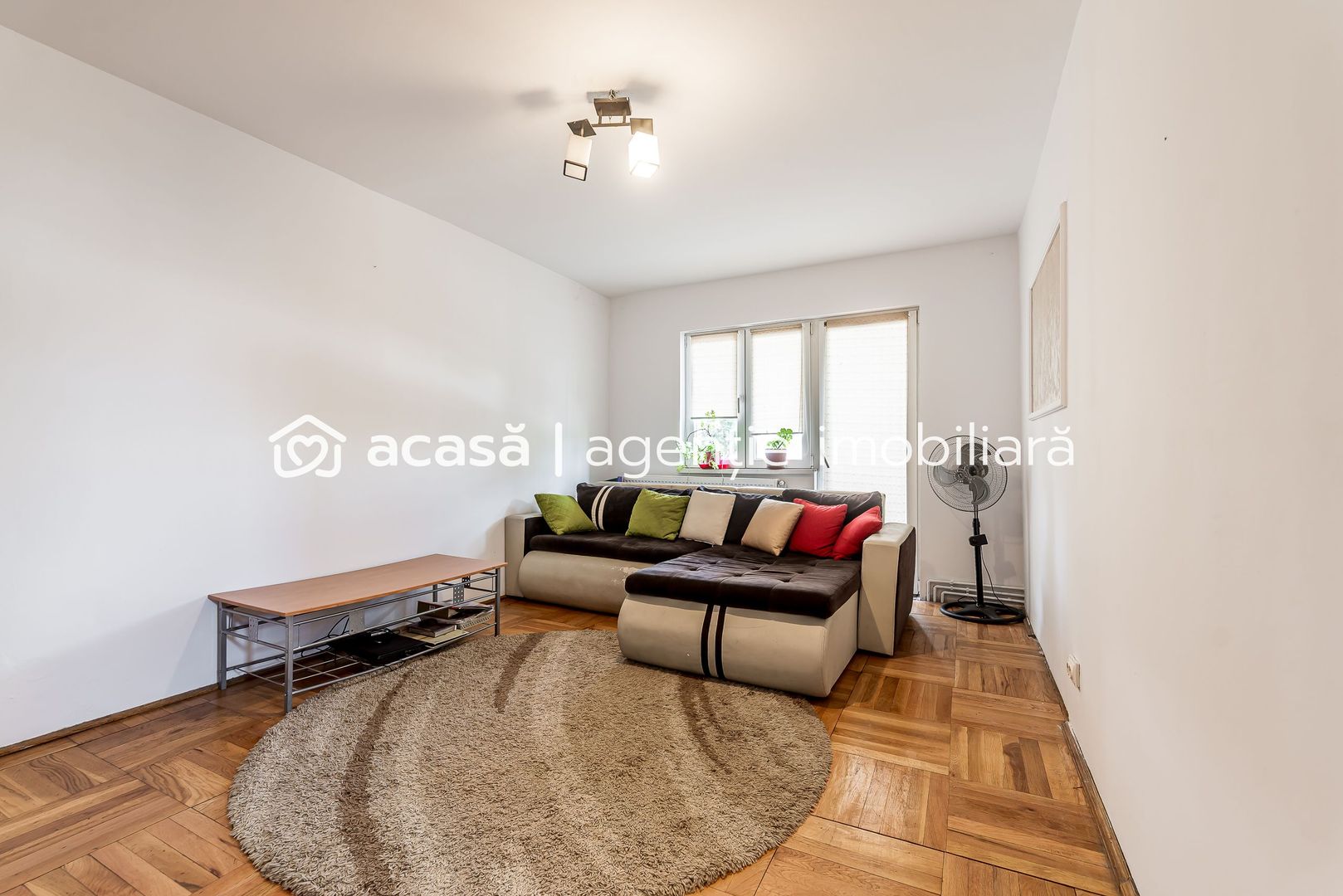 Imagine 1 - Apartament cu 3 camere, etaj 2 – Zona Vlaicu, Lebăda - COMISION 0