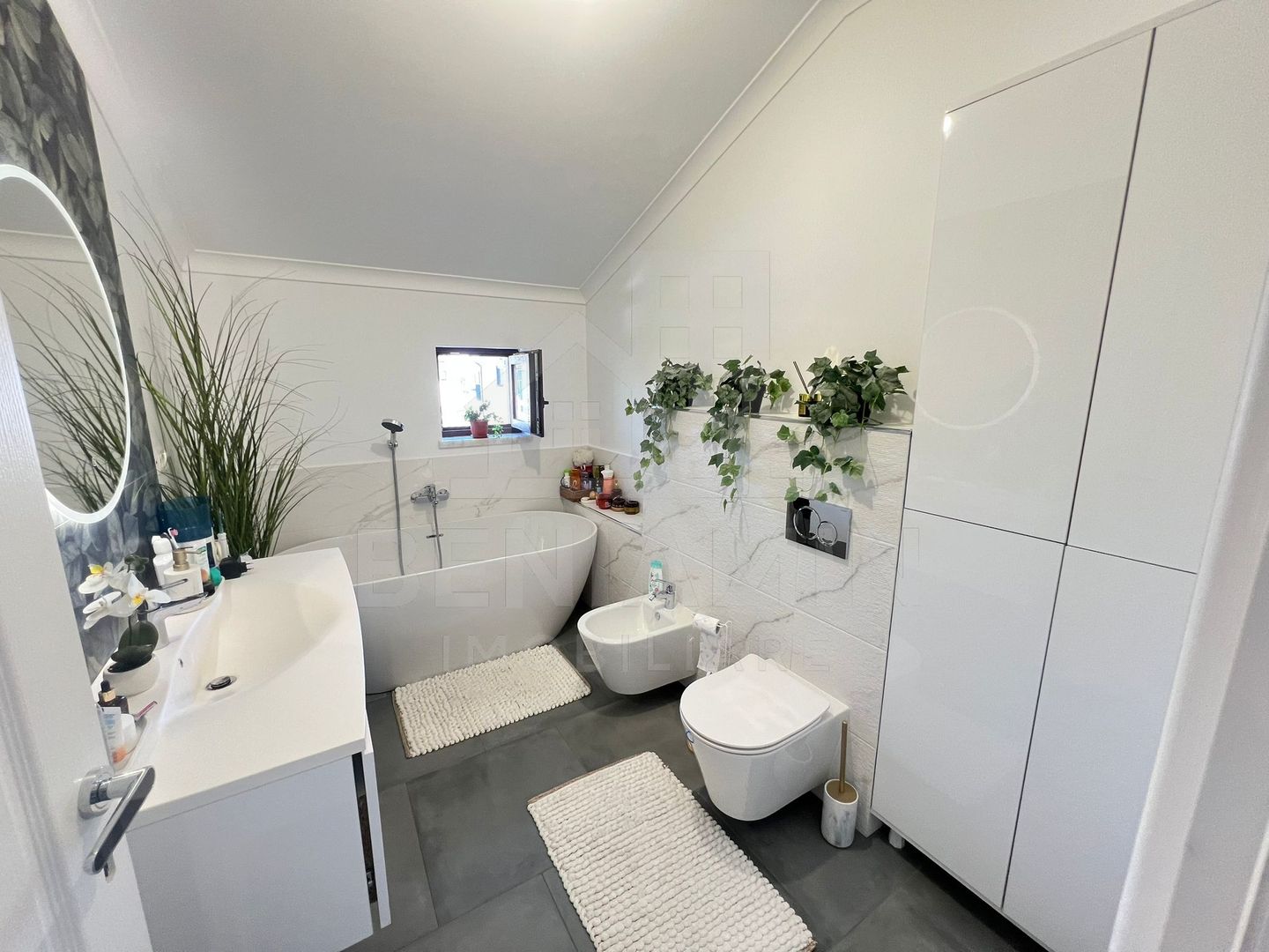 Casa-4-Camere-165mp-Utili-480mp-Garaj-Teren-Bartolomeu-Brasov - imaginea 17