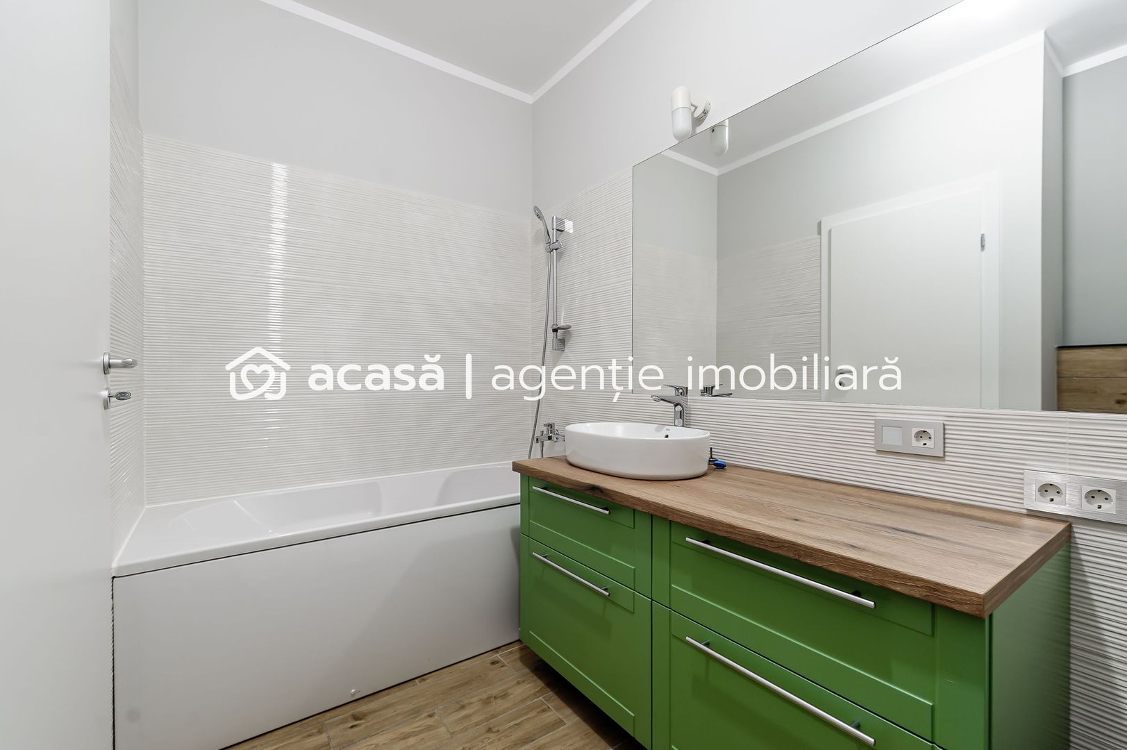 Imagine 7 - PROPRIETATE VANDUTA Apartament ARED spectaculos cu gradina si garaj