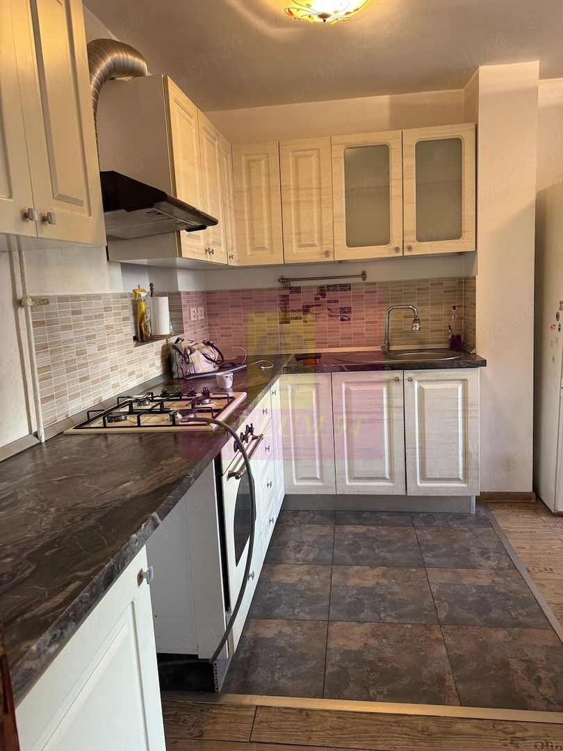 Apt 3 camere, finisat si  mobilat -Mega Mall - imaginea 8