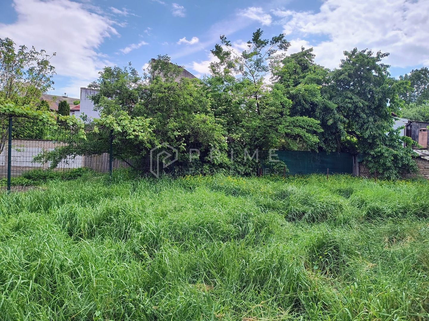 Casă de Vânzare în zonă centrală | 544 mp teren, zonă liniștită - imaginea 3