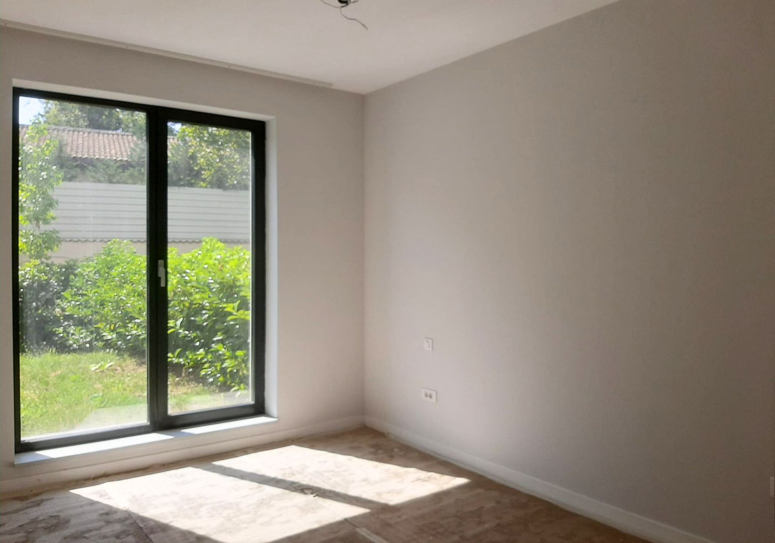 APARTAMENT PREMIUM CU 5 CAMERE ȘI GRĂDINĂ PRIVATĂ DE 160 MP - imaginea 16