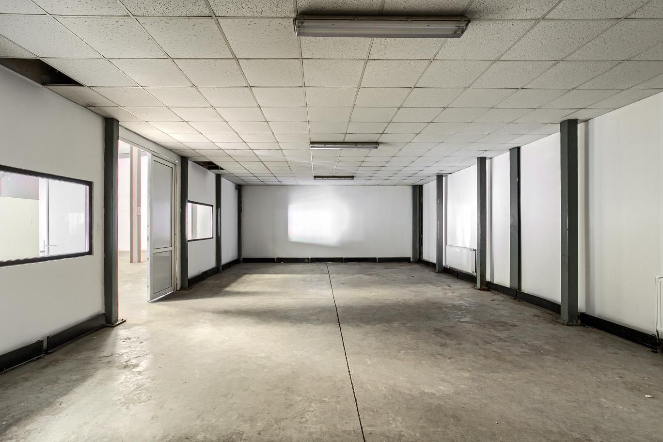 Imagine 4 - Închiriere Hală de Depozitare și Producție 627 mp