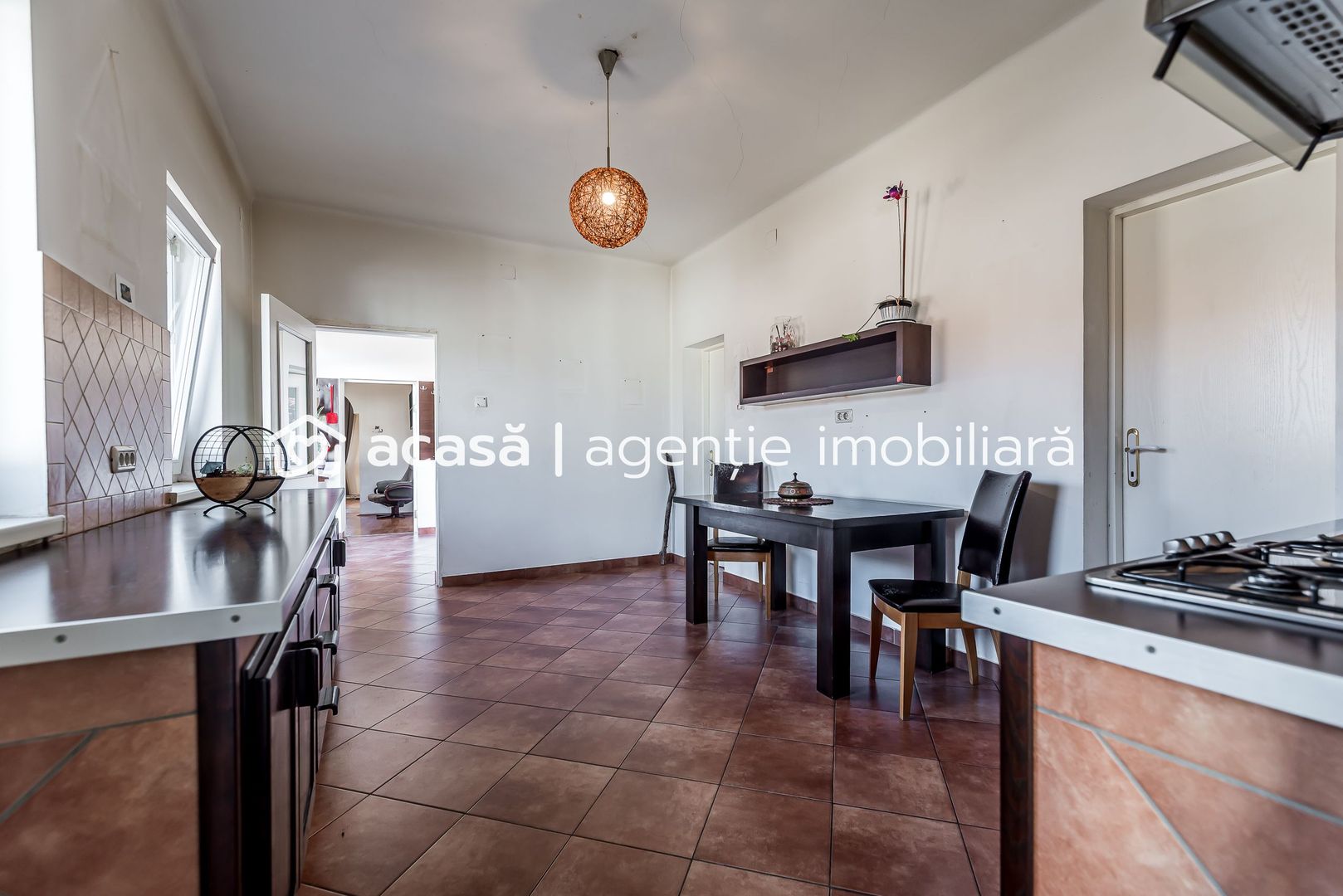 Imagine 8 - Casa ideală pentru familie: școală la 3 min. Zonă foarte liniștită.