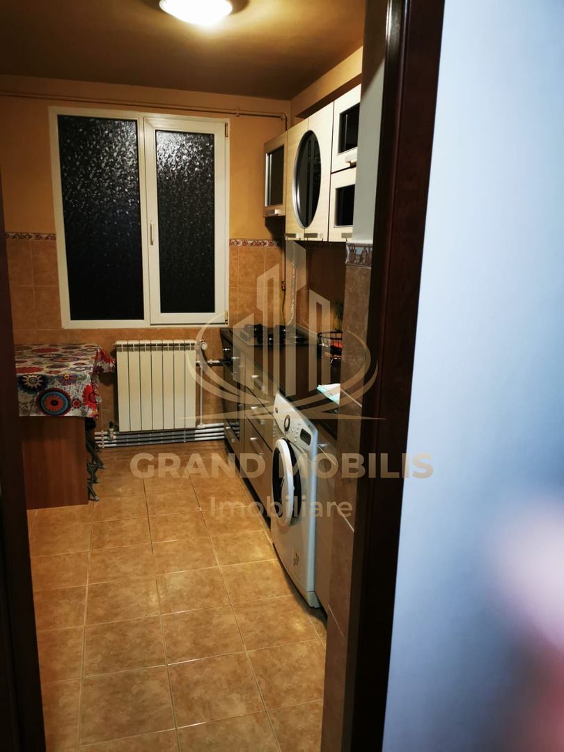 Apartament 3 camere 70 mp cu parcare - imaginea 7