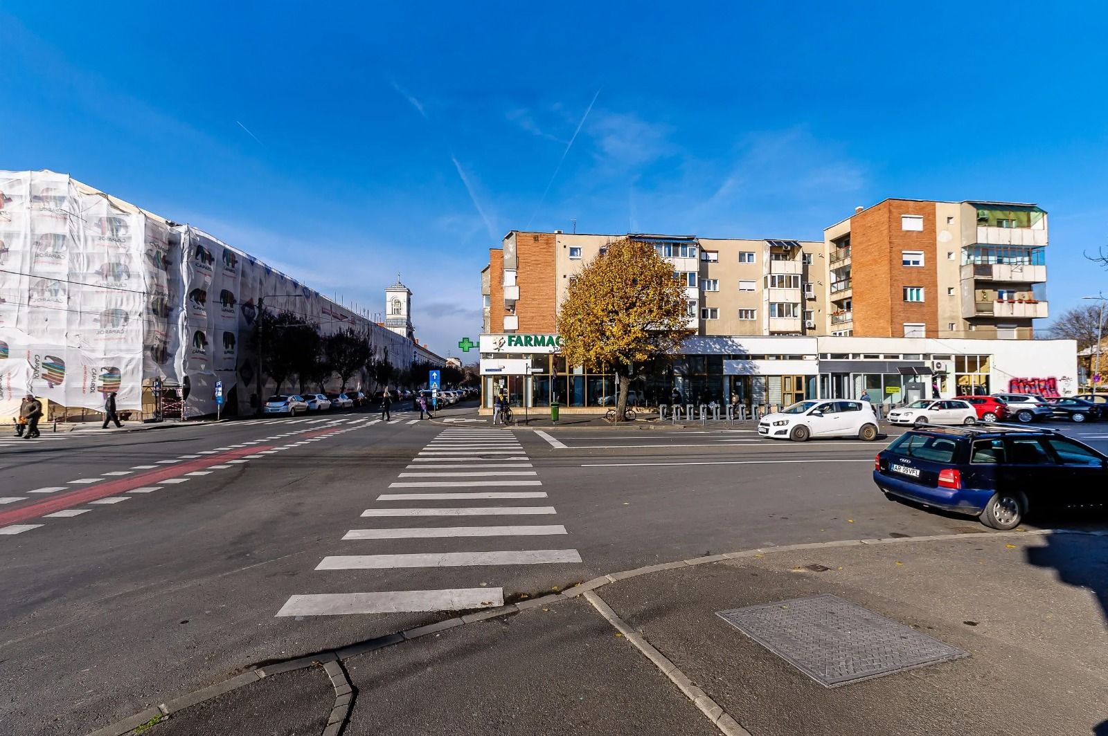 Apartament 2 Camere, Etajul 1, Piața mică, Arad