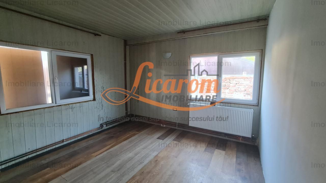 Proprietate in Cristian cu trei constructii+o fundatie,450000euro - imaginea 33