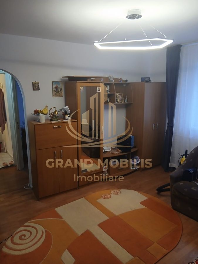 Apartament 2 camere zona Piața Reșița - imaginea 3