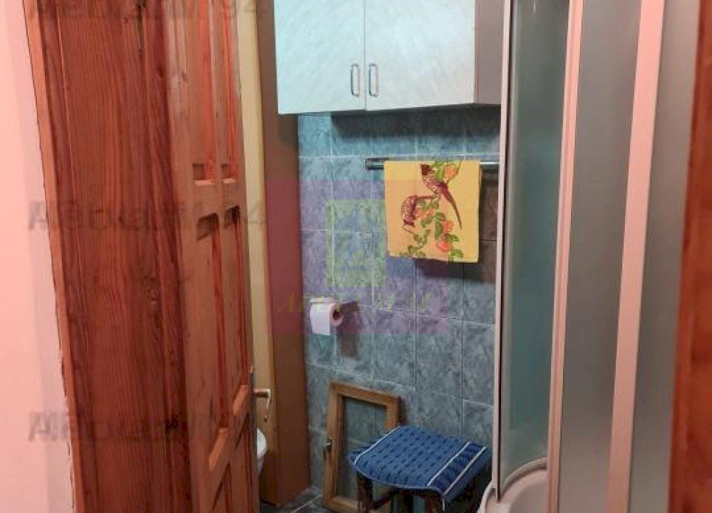 Vilă de vânzare in Sinaia - Zona Cumpătu - imaginea 5