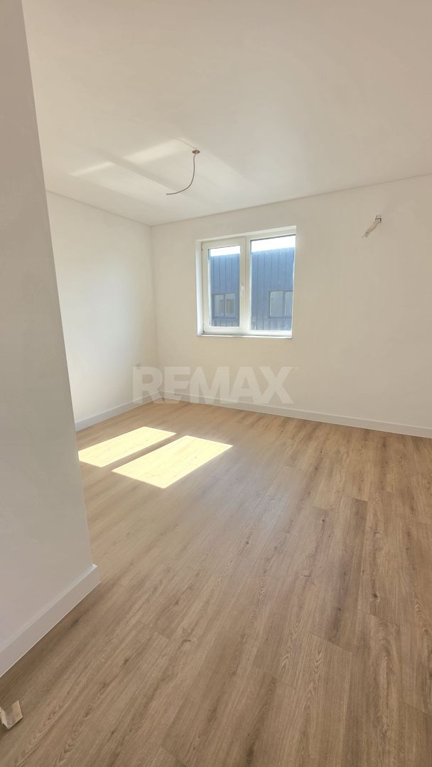 Apartament cu 2 camere în București, Pipera, România - imaginea 5