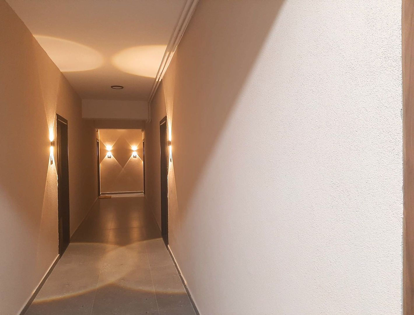 Apartament cu 3 camere situat la etajul 3 zona rezidentiala Rasnov - imaginea 7