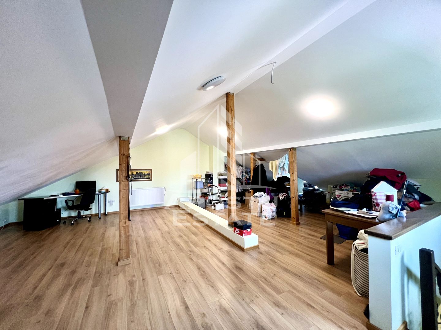 Jumatate de duplex de inchiriat, zona Eso, Giroc - imaginea 17