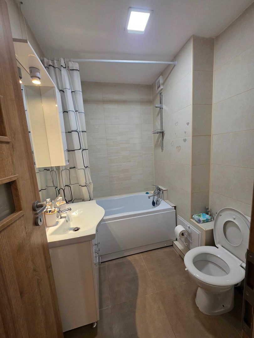 Inchiriez Apartament 3 camere Zona Dristor-Titan - imaginea 5
