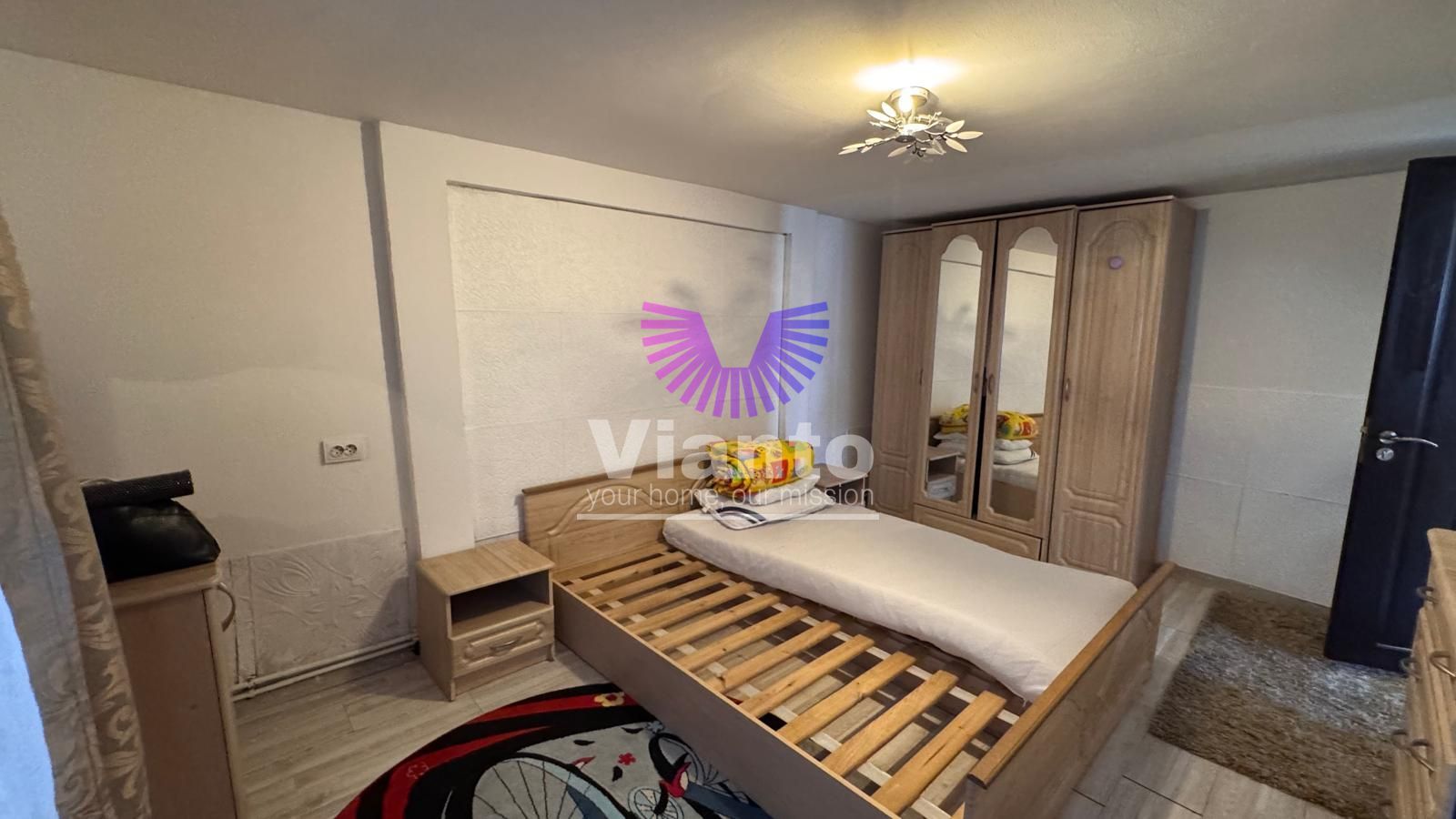Casa Individuala de Inchiriat 5 Camere - Curte cu Zona de Barbeque-Gusterita