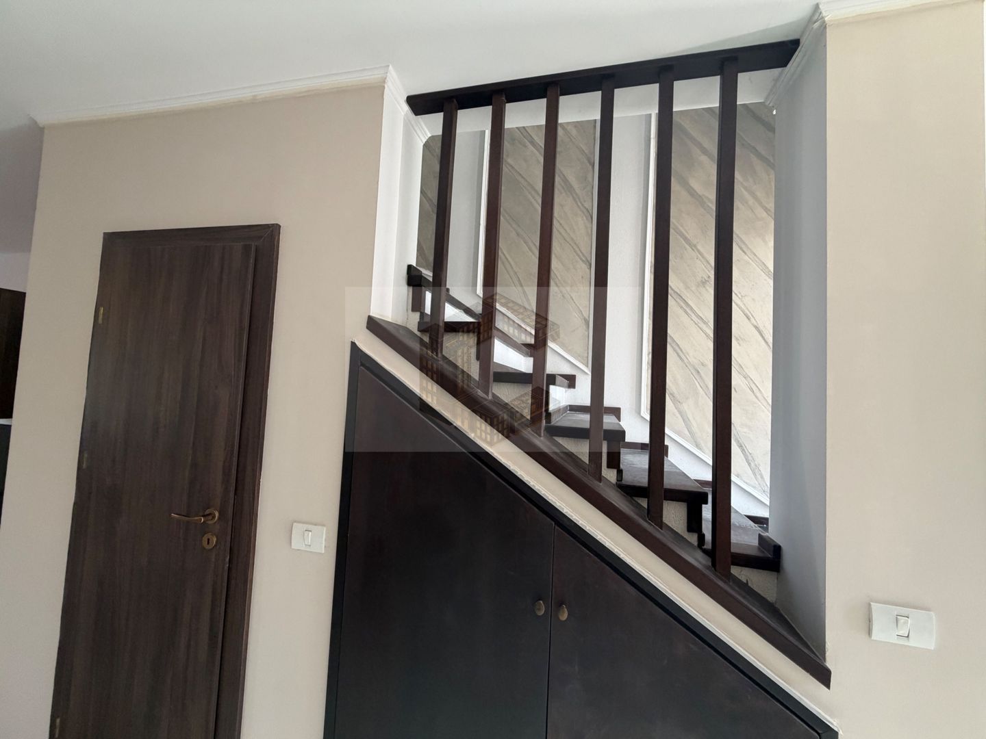 Duplex de vanzare,4 camere si 3 bai, acces auto, Dumbravita - imaginea 7