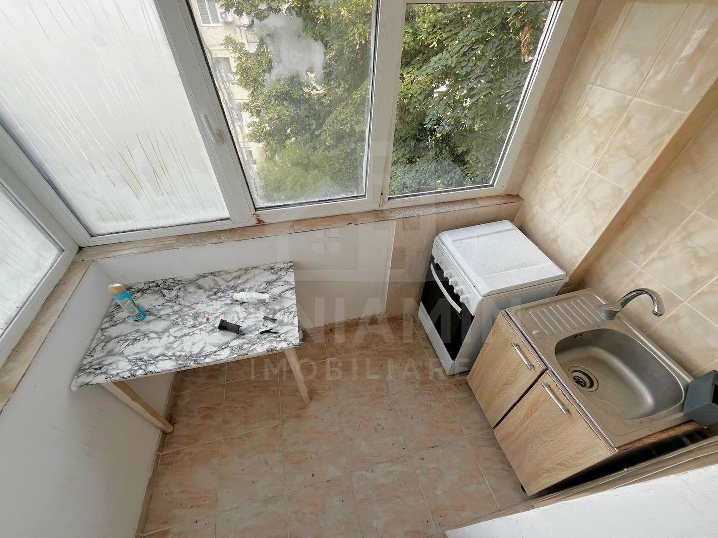 2Camere-Decomandat-50mp-Centrala Termica-AC-Zona Excelenta-Gara-Liber - imaginea 4