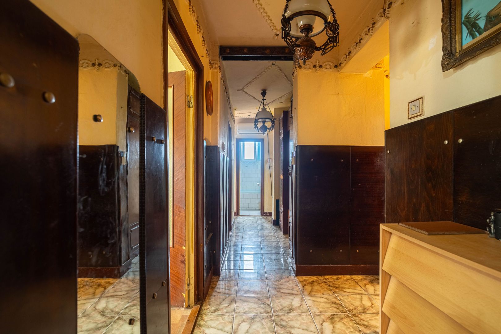 Imagine 5 - Apartament 4 camere decomandat - bvd. Revolutiei - COMISION 0