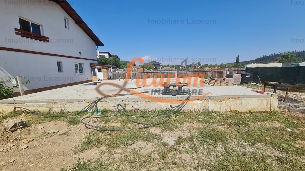 Proprietate in Cristian cu trei constructii+o fundatie,450000euro - imaginea 7