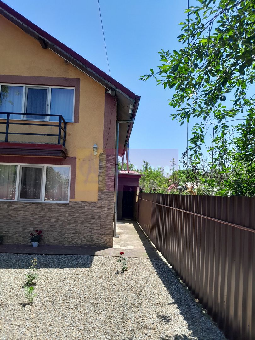 Movilita  (IL) - de vanzare casa 5 cam p+1