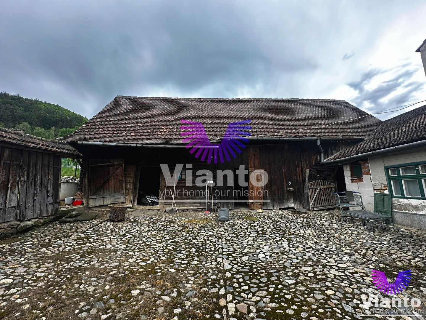 Casa individuala 3 camere cu teren 1100mp - Fantanele