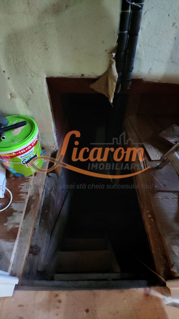 CASA SASEASCA comuna VULCAN,zona foarte buna,teren 3000 mp - imaginea 5