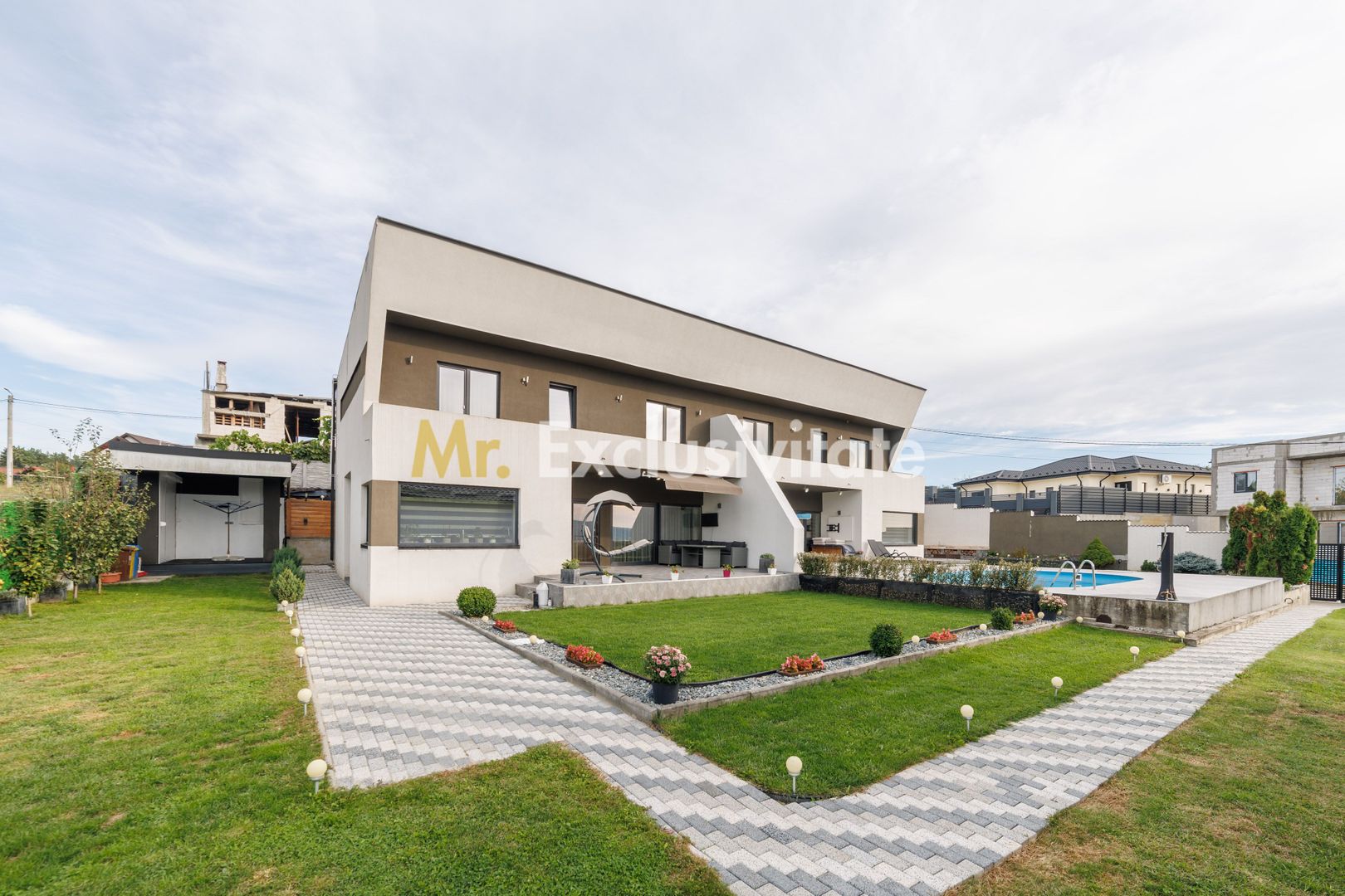 Casa moderna, constructie solida -view panoramic -Mioveni-Arges! - imaginea 21