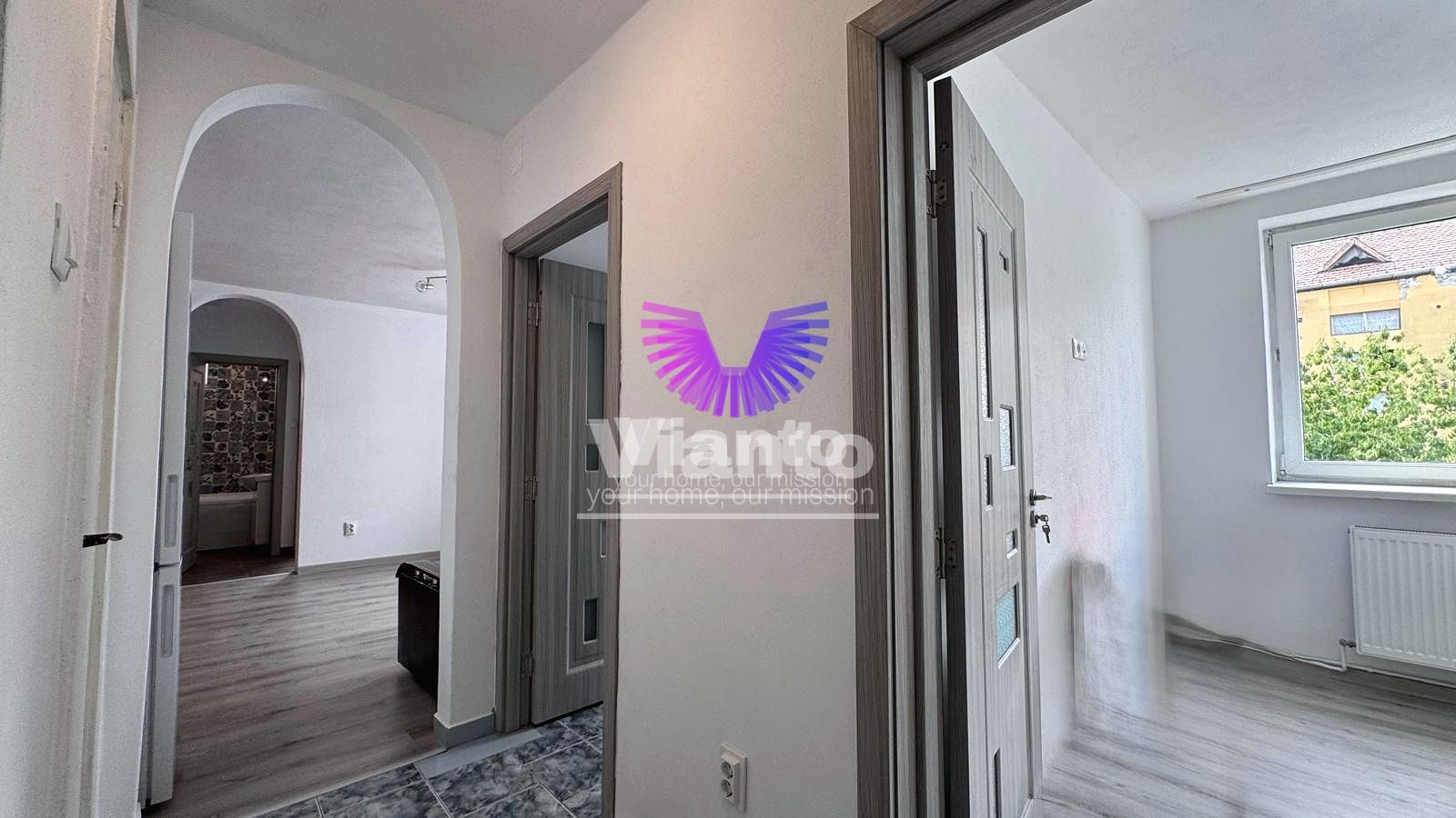 Apartament 3 camere mobilat prima inchiriere Hipodrom I-Luptei