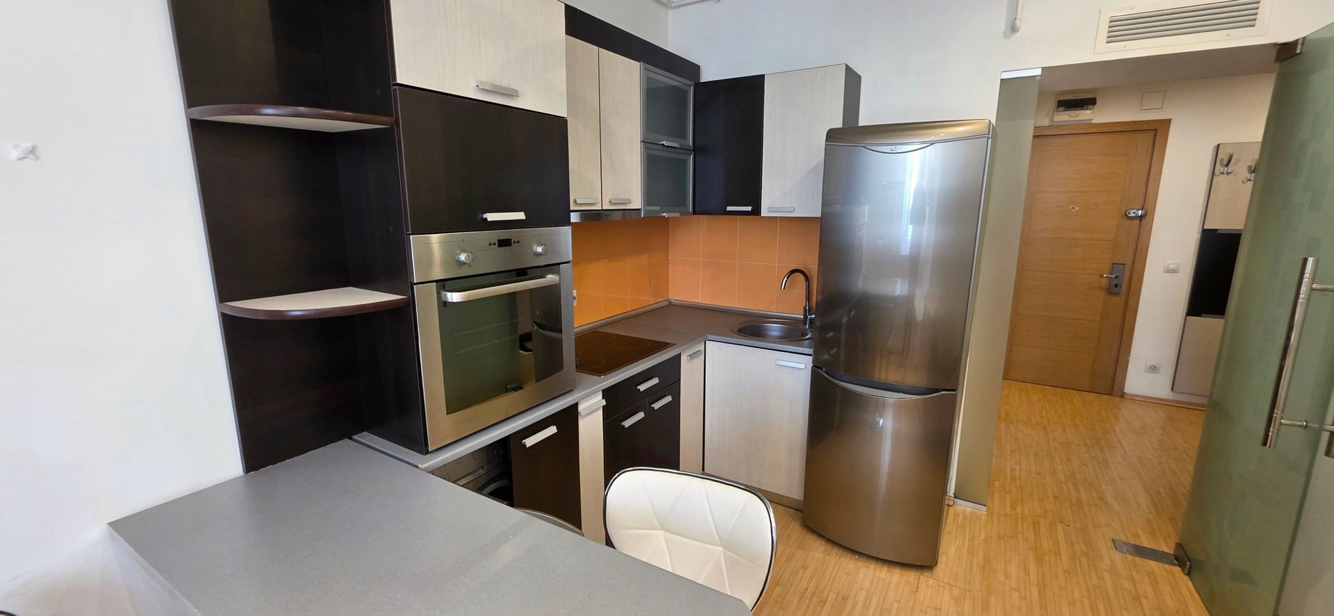 Apartament 2 camere de închiriat – Vitan Rin Grand Hotel 38 mp - imaginea 3