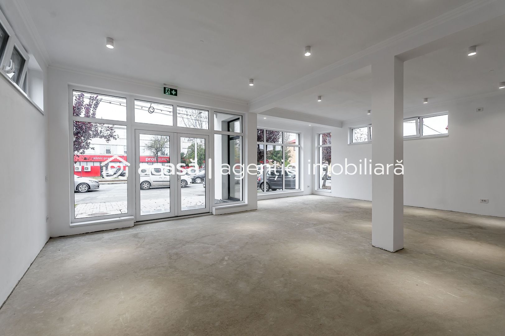 Imagine 4 - Clădire nouă P+2 cu showroom și birouri în Arad