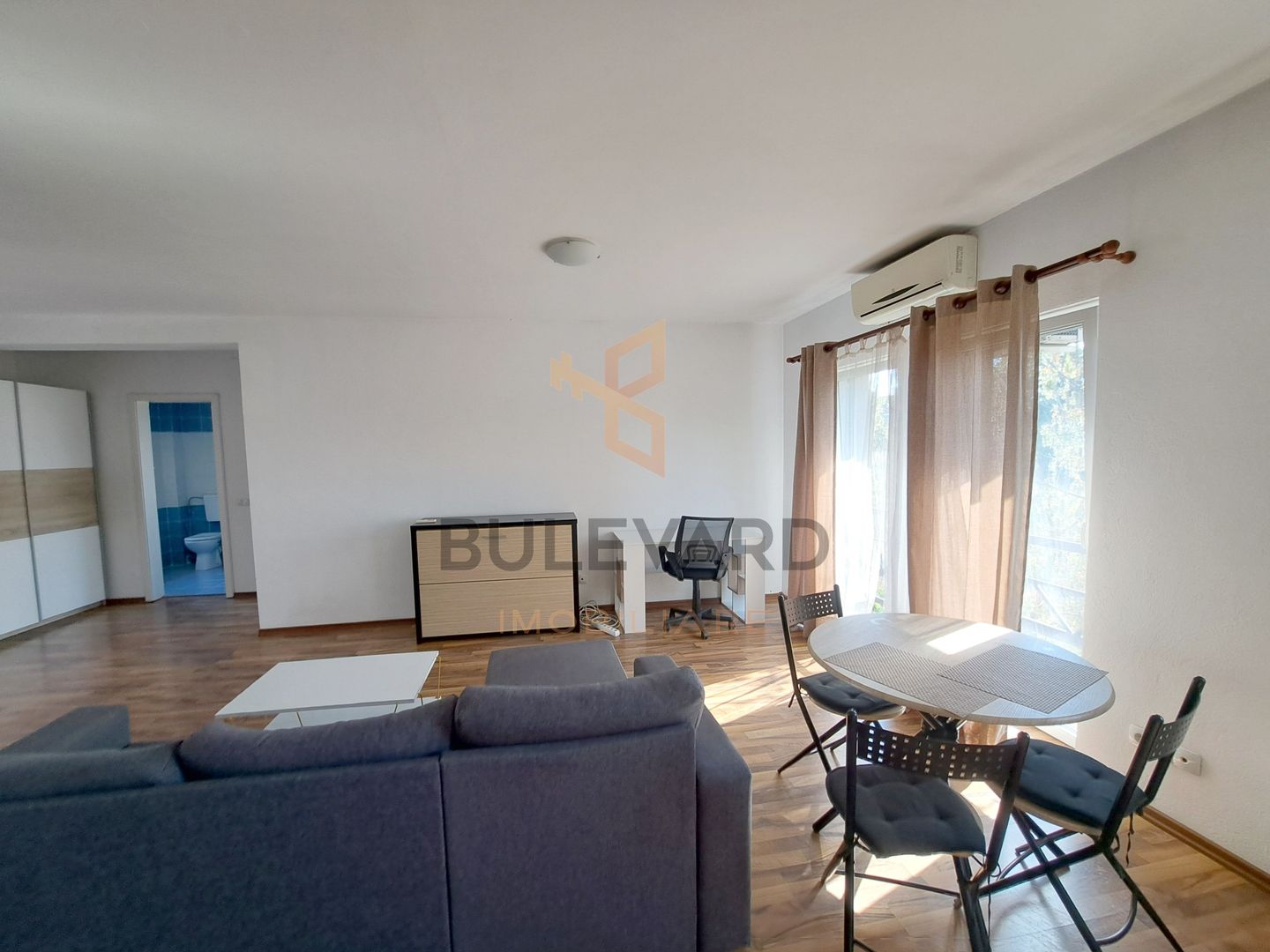 Apartament 2 camere in zona B-dul N.Titulescu! - imaginea 3