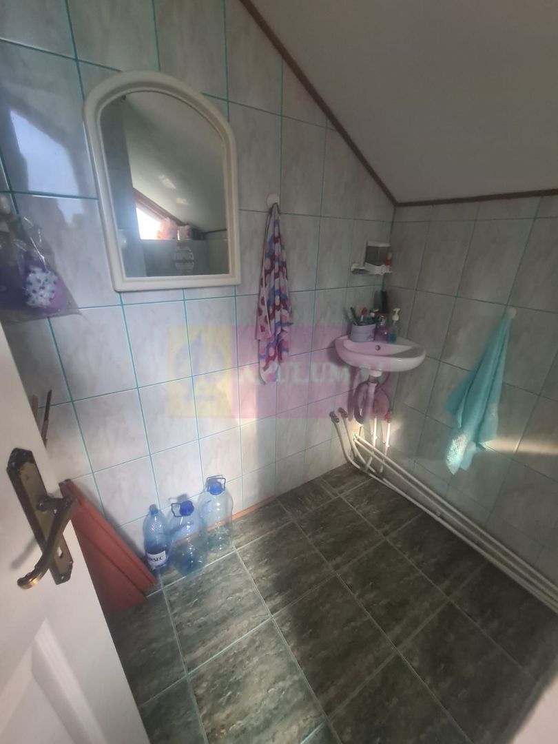 Vila de vanzare cu 5 camere in Busteni