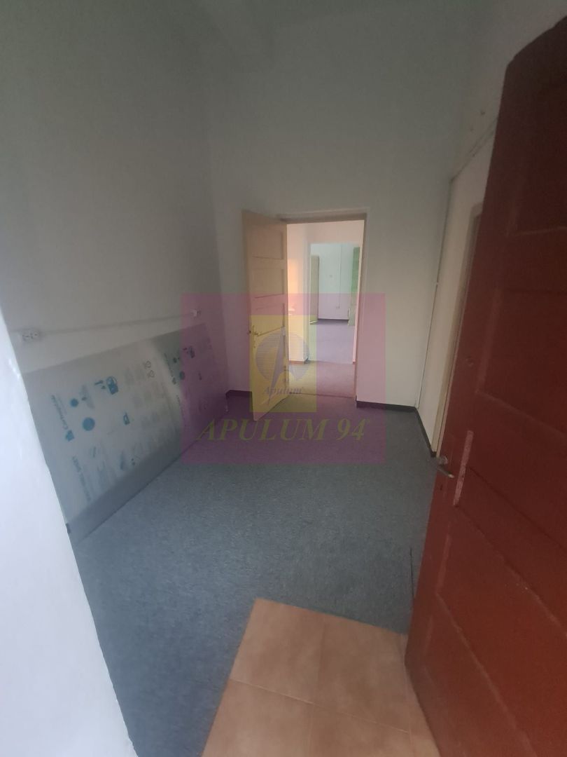 Casa de vanzare in Campina (spatiu comercial) - Zona Lidl - imaginea 13