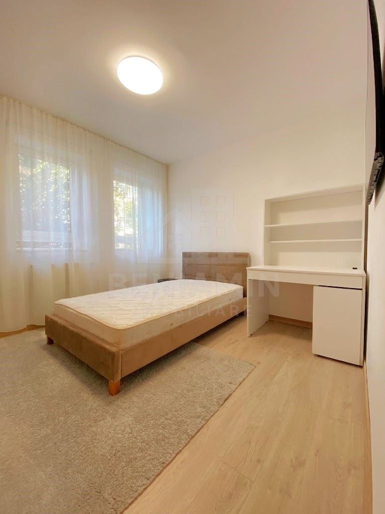 4Decomandate-125mp-Etaj 1-Modern-2Bai-Terasa-Parcare-Avantgarden - imaginea 4