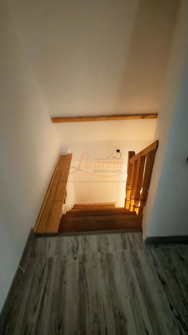 Vila 10 camere,pretabil compartimentare in 2 unitati separate,ASTRA. - imaginea 15