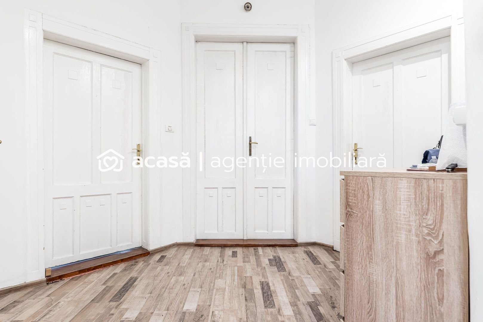 Imagine 6 - Apartament ultracentral cu 4 camere partial amenajat Comision 0