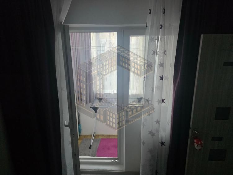 Apartament cu 3 camere, etaj intermediar, renovat, zona Sagului - imaginea 12