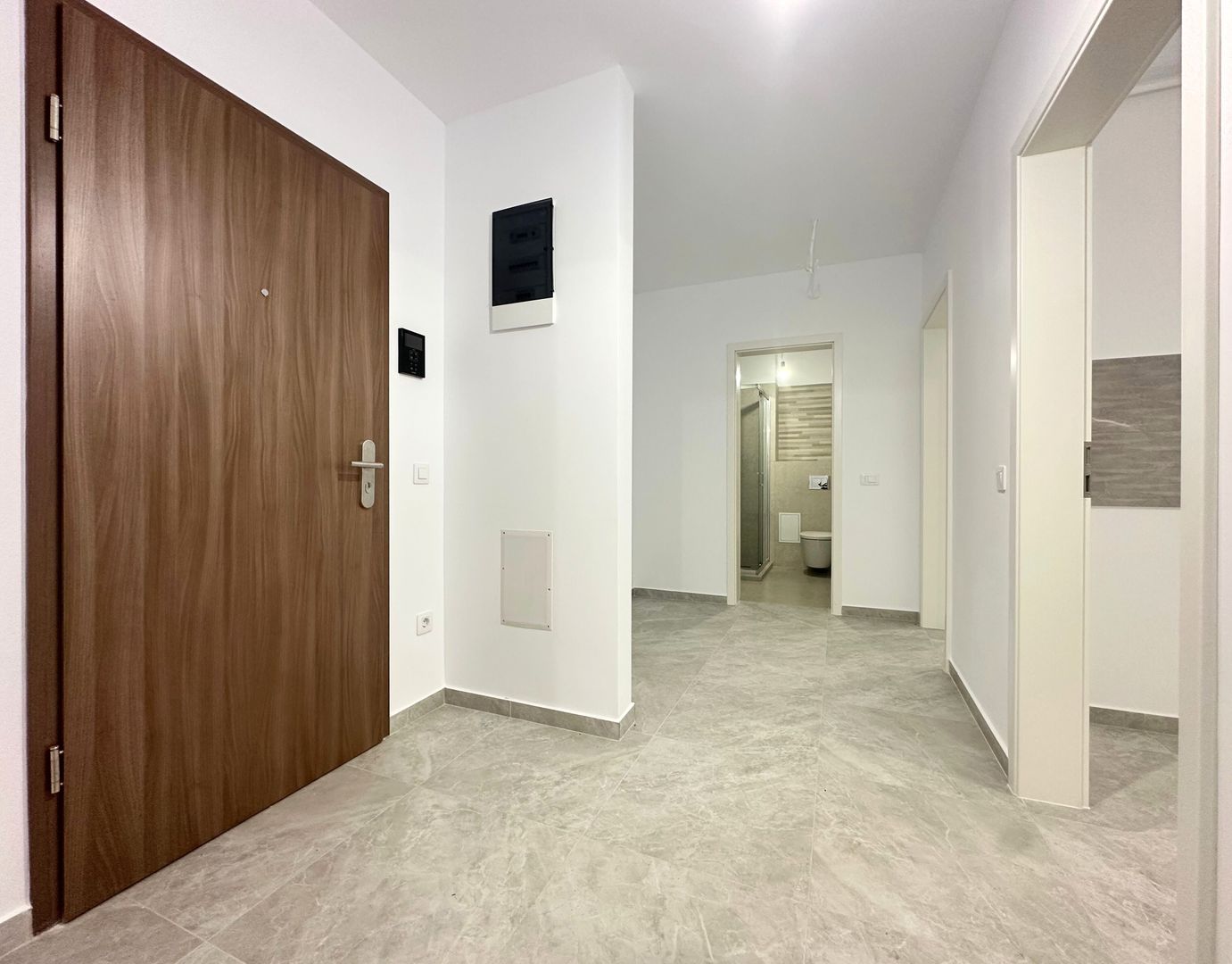 Inchiriere apartament nemobilat Casa Nobel Lângă Coresi - imaginea 8