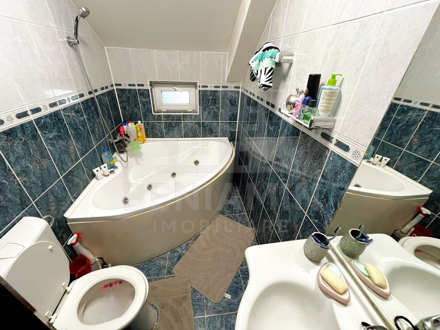 Casa Moderna P+M-220mp-6 Camere-Toate Utilitatile-An 2010-Zona Ford - imaginea 7
