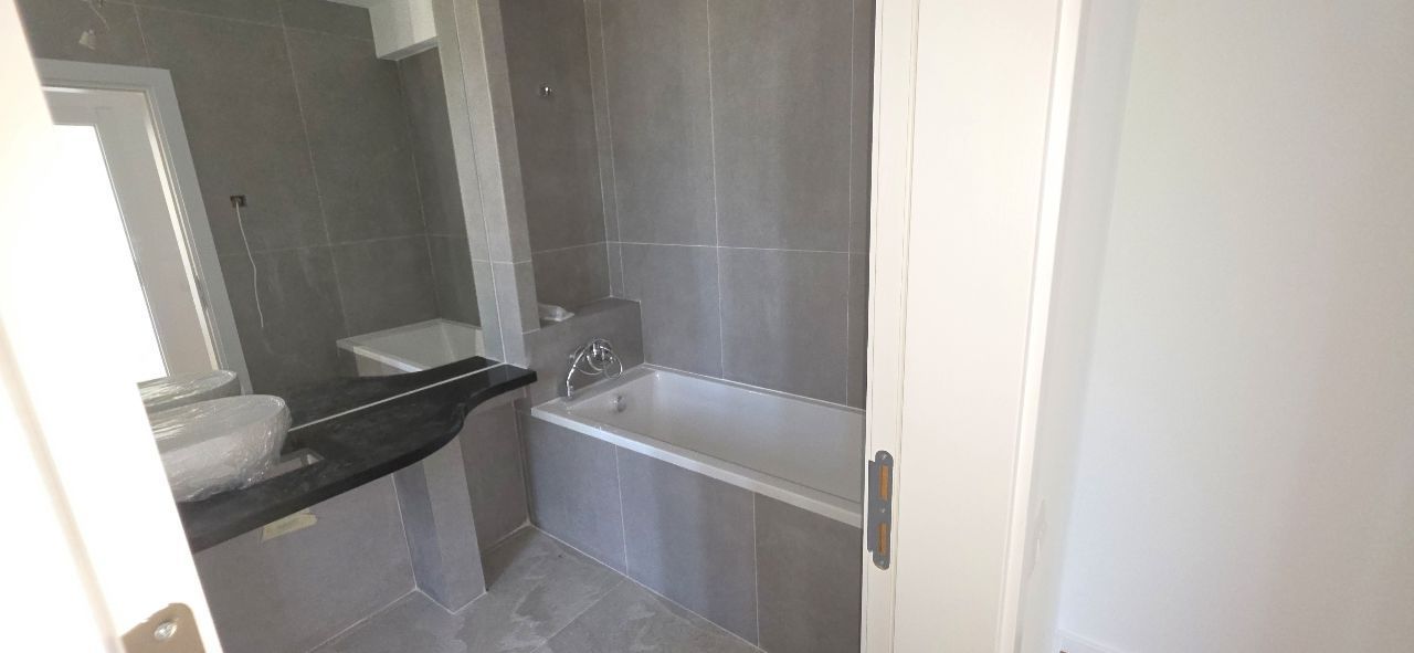 Giulesti  duplex P+1 4 camere de vanzare - imaginea 19