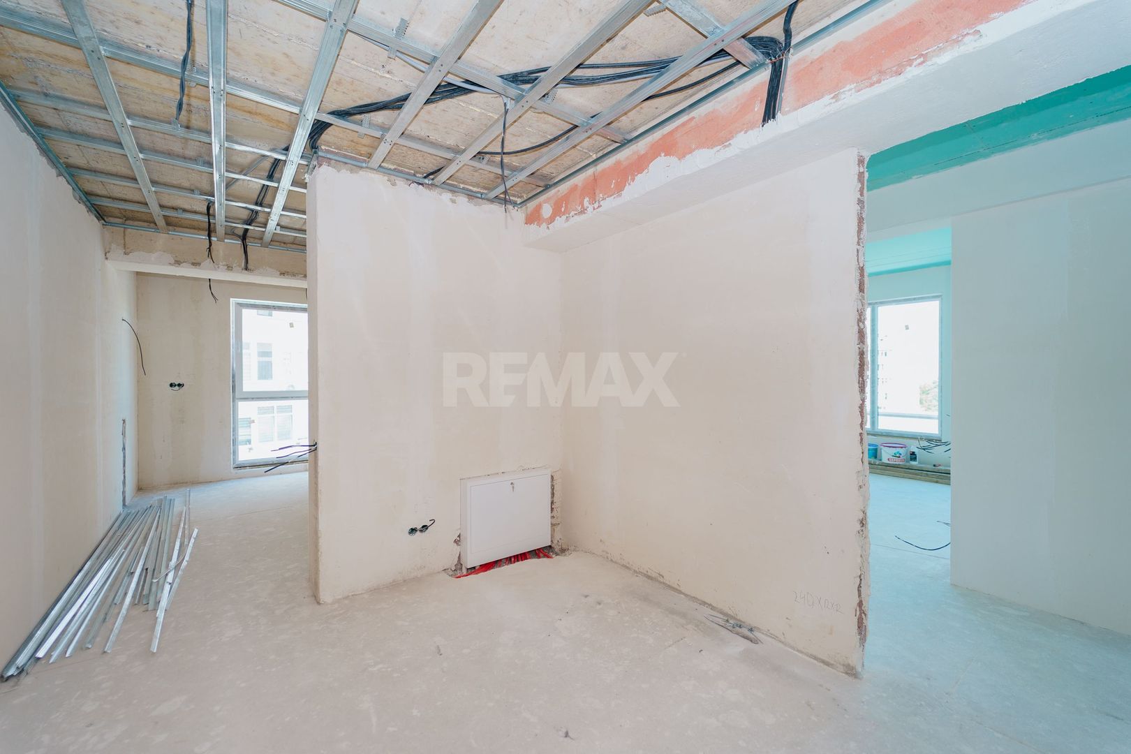 Penthouse 219,6 m² în Buiucani | Terase generoase | Lift direct - imaginea 15