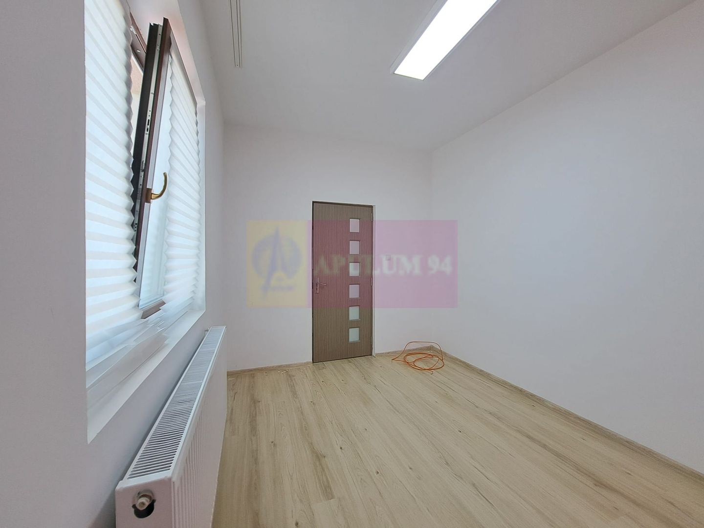 Vilă P+3, 12 camere, 300 mp – birouri/clinică/locuință, Timpuri Noi