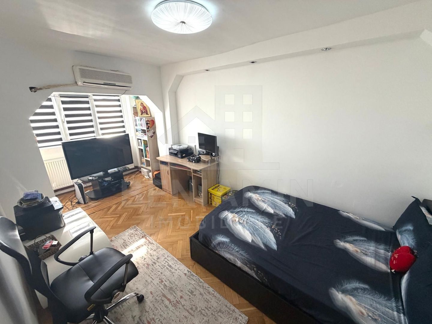 Apartament 2 camere decomandat 1 Mai Parcul Romanescu etaj 3 56mp - imaginea 4