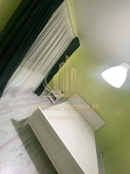 Apartament 3 camere Medicina - imaginea 3